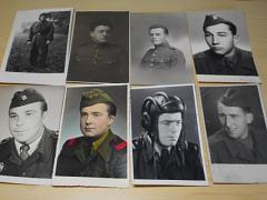 Vojáci - pohlednice - fotografie - 31 kusů