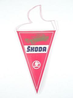 Škoda 100 - vlaječka