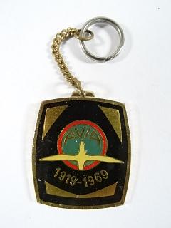 Avia 1919 - 1969 - přívěsek na klíče