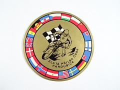 Zlatá přilba ČSSR Pardubice - samolepka