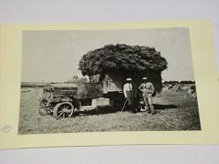 Praga, svoz obilí nákladním automobilem z let 1937-38 - foto