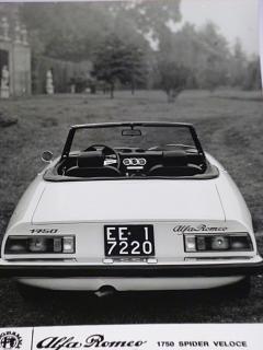 Alfa Romeo 1750 spider veloce - fotografie