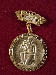 ČSŽ - zasloužilá funkcionářka - medaile - čestný odznak - Československý svaz žen