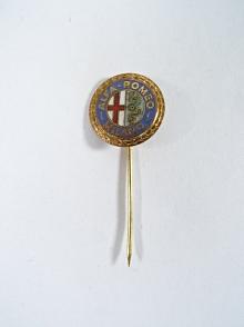 Alfa Romeo Milano - odznak