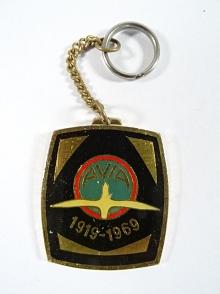 Avia 1919 - 1969 - přívěsek na klíče