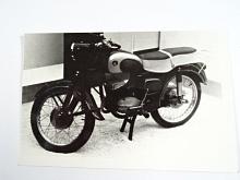 SHL M11 - fotografie