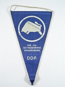 VEB IFA-Getriebewerke Brandenburg DDR - vlaječka